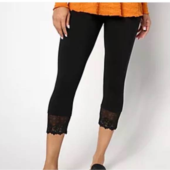 Logo Layers Black Capri Leggings with Lace Trim - Picture 2 of 7